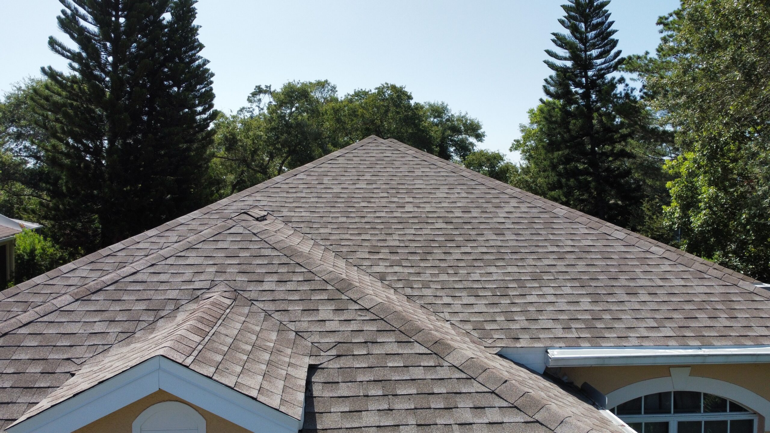 Top Summer Shingle Maintenance Tips for Your Roof